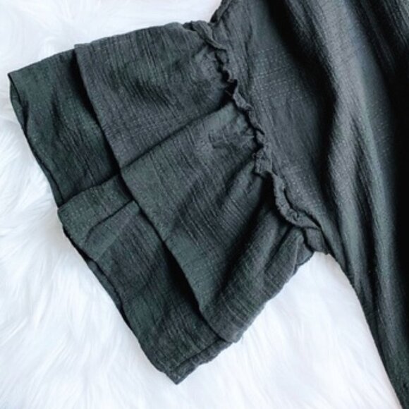 LUniversal Thread Ruffle Sleeve Dress - Small - Picture 4 of 6